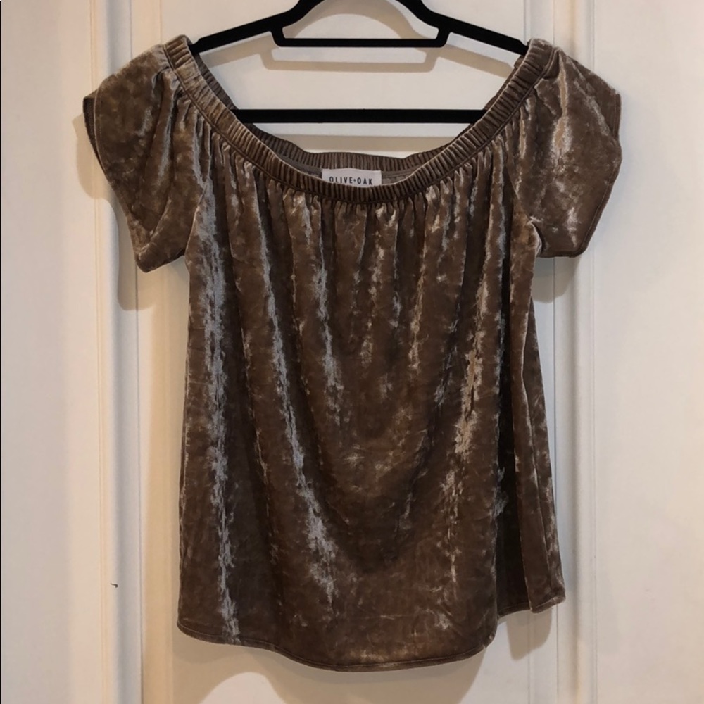 Off the Shoulder, Velvet, Shirt